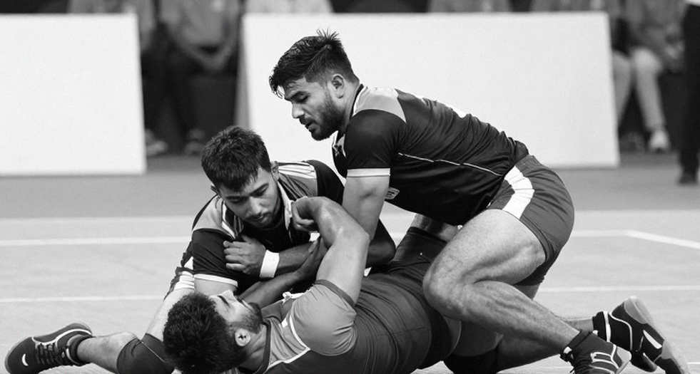 कबड्डी का अधूरा बहीखाता: रेड पॉइंट की कीमत तय है, जिला एंट्री की नहीं